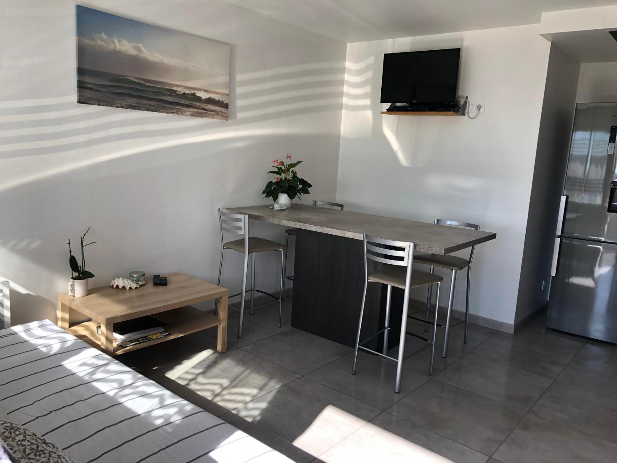 Appartement Sur La Colline Avec Acces Piscine Volx Exteriör bild